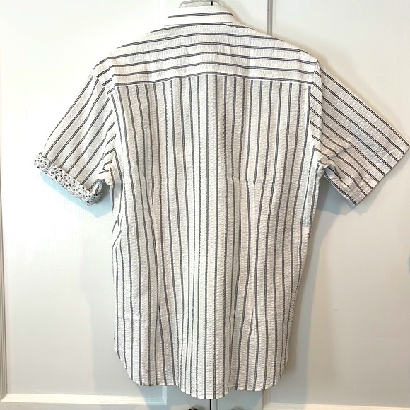 Seersucker Short Sleeve Shirt - Picture 9 of 13